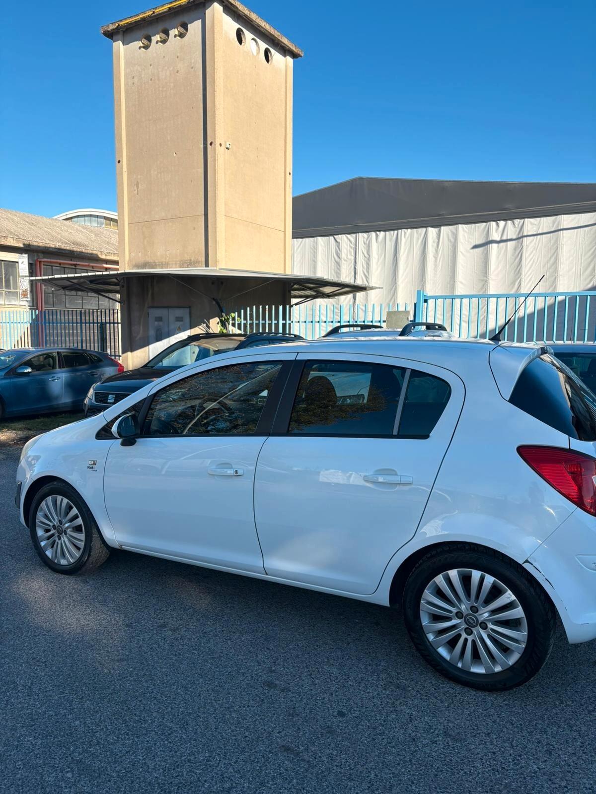 Opel Corsa 1.2 85CV 5 porte GPL-TECH Edition