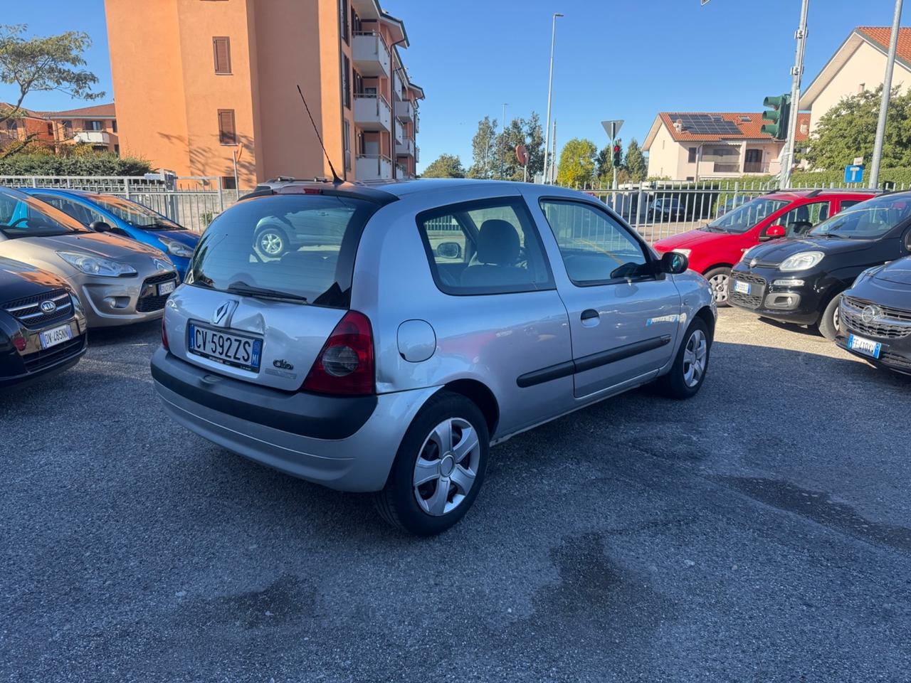 Renault Clio 1.2 16V cat 3 porte Confort Authentique