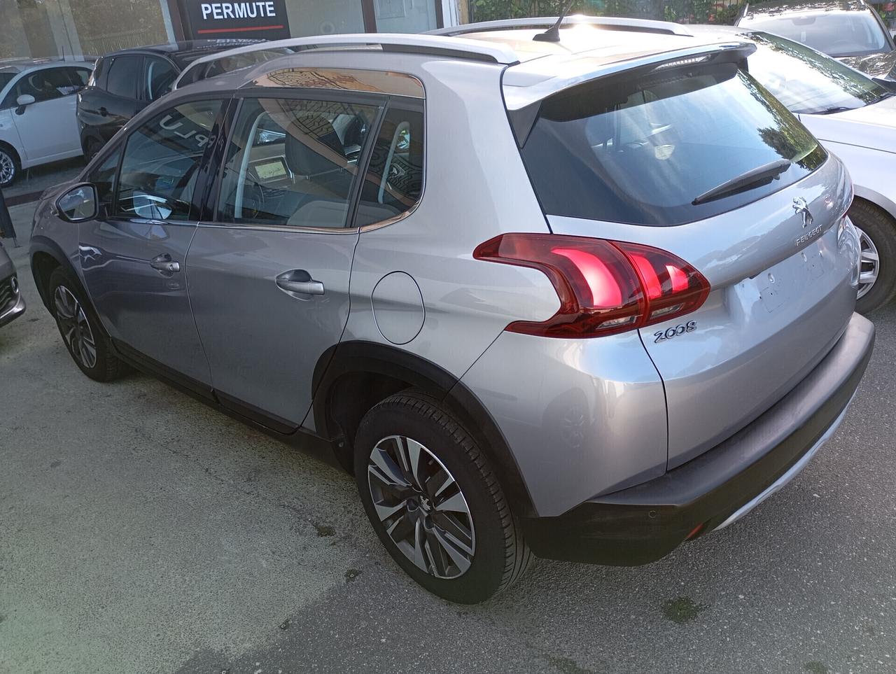 Peugeot 2008 1.2 PureTech Turbo 110CV Allure