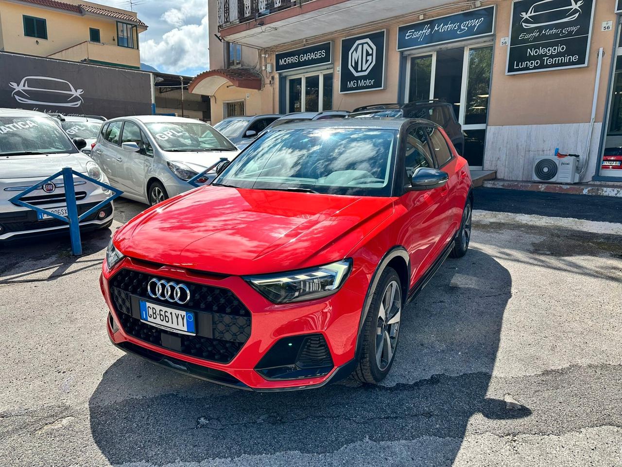 Audi A1 citycarver 30 TFSI Identity Contrast