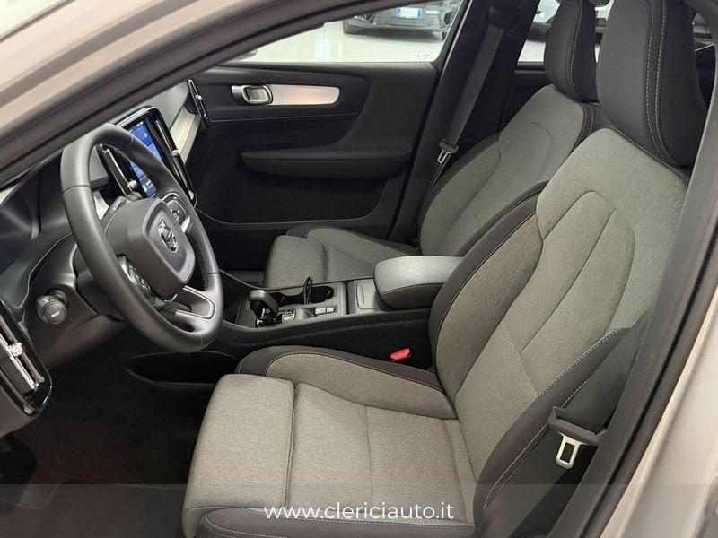 Volvo XC40 B3 automatico Core