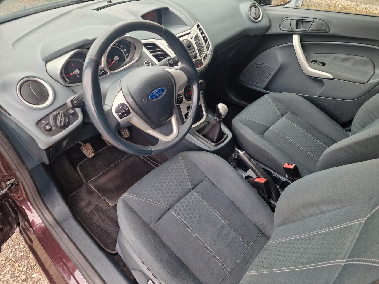 Ford Fiesta 1.2 82cv 5p