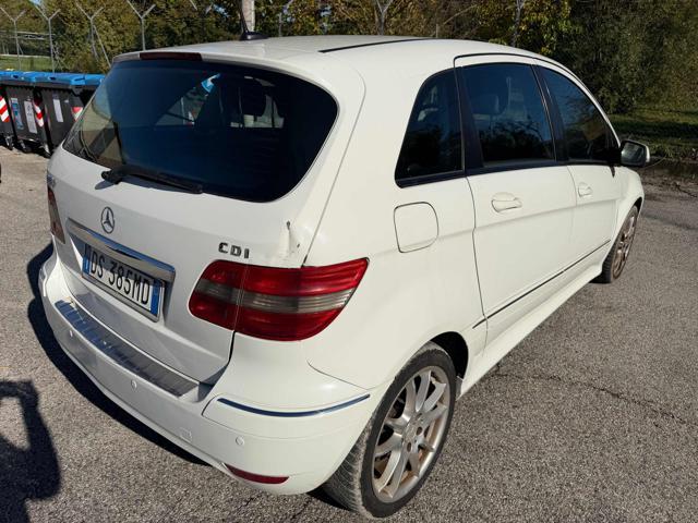 MERCEDES-BENZ B 180 CDI Sport senza nessun lavoro da fare