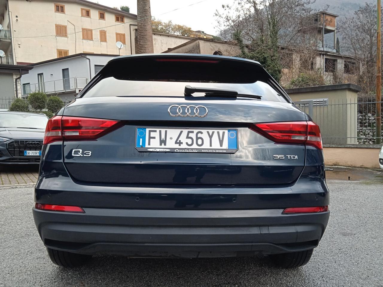 Audi Q3 / 2.0 TDI S tronic Advanced TETTO APRIBILE,