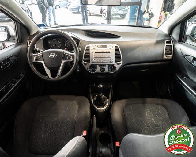 HYUNDAI i20 1.2 5p. Comfort *NEOPATENTATI*UNICO PROPRIETARIO*