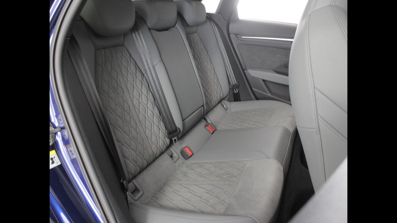 AUDI A3 IV 2020 Sportback - A3 Sportback 40 2.0 tdi S line edition quattro s-tronic