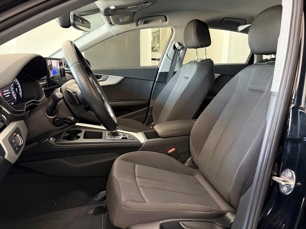Audi A4 35 TDI/163 CV S tronic Business Advanced