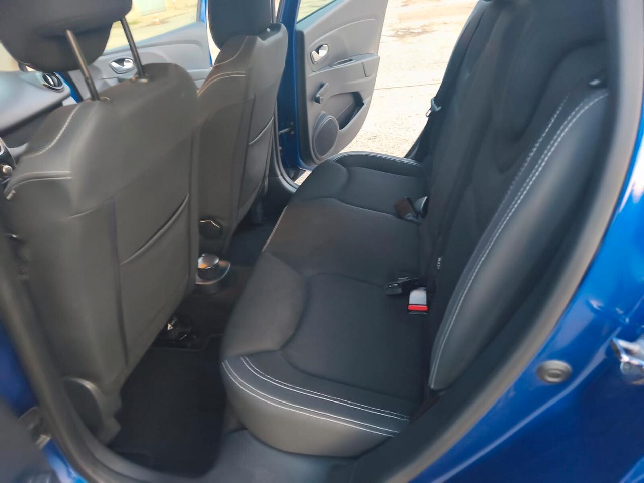 Renault Clio 2018---1.0 Benzina Neopatentati