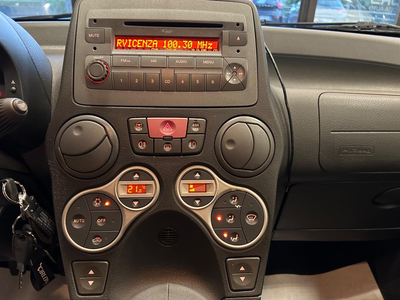 Fiat Panda - 2010 1.2 69cv Mamy 107.000 KM