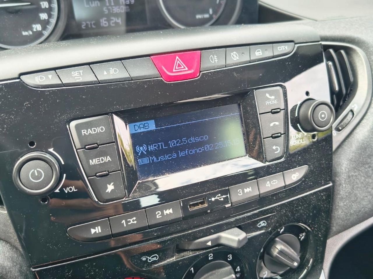 Lancia Ypsilon 1.0 FireFly 5 porte S&S Hybrid Silver