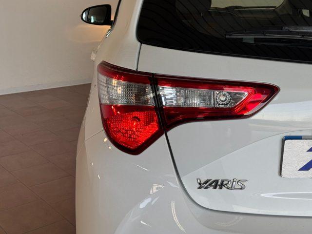 TOYOTA Yaris 1.5 Hybrid 5 porte Business Iva.esp. Unicopropriet