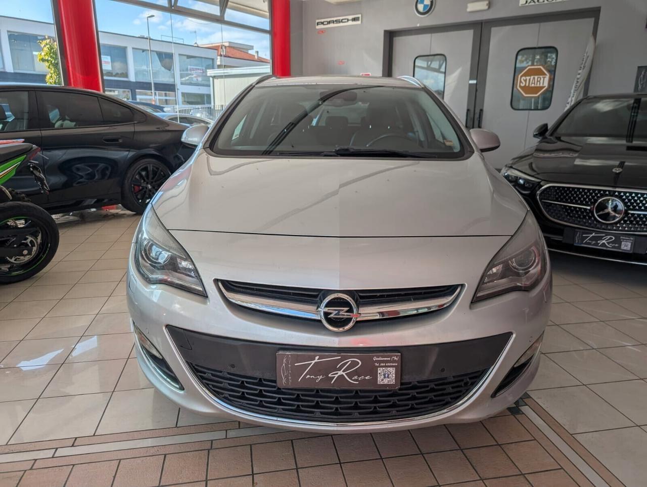 Opel Astra 1.4 Turbo 140CV Sports Tourer GPL Tech Cosmo