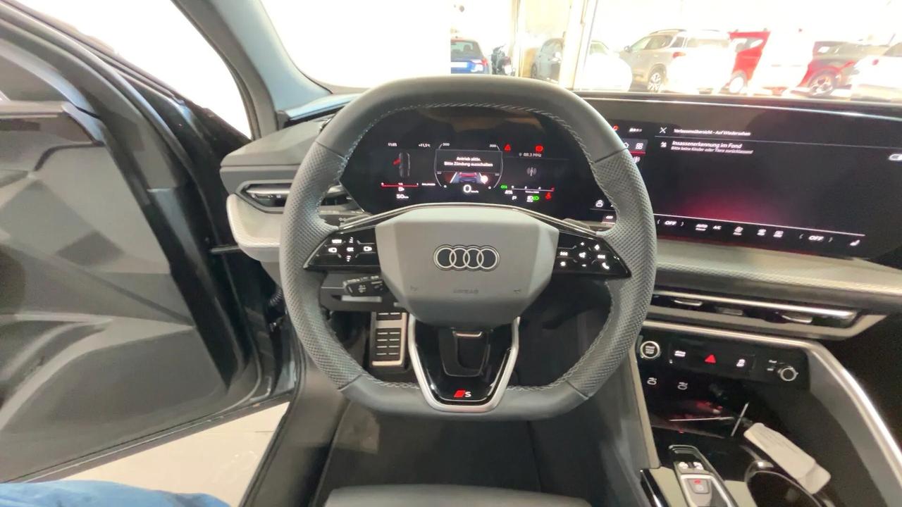 Audi Q5 TDi 150 kW mHEV+ S tronic quattro Launch edition line