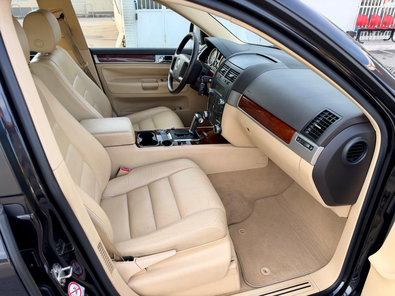 Volkswagen Touareg 3.0 V6 TDI DPF tiptronic