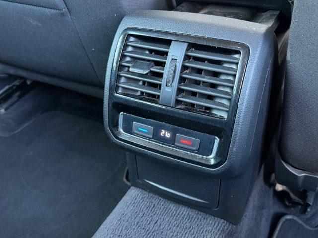 VOLKSWAGEN Passat Variant 2.0 TDI Business BlueMotion Tech.