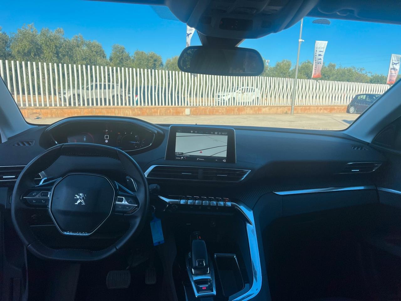 Peugeot 3008 BlueHDi 130 S&S EAT8 Business