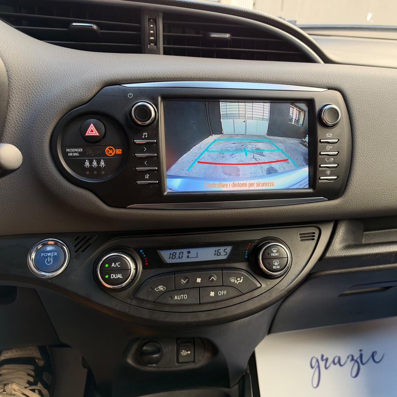 Toyota Yaris 1.5 Hybrid 5 porte Active