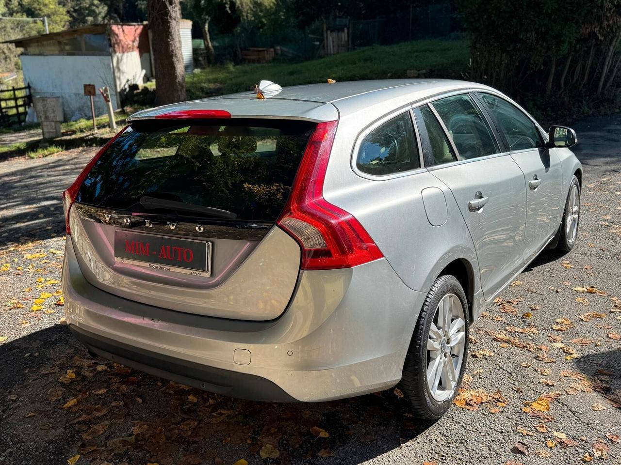 Volvo V60 D3 Geartronic Momentum