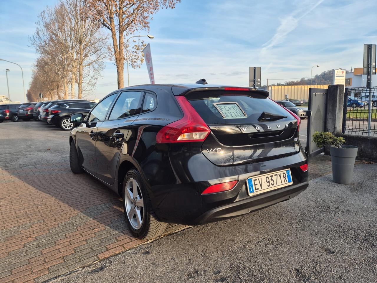 Volvo V40 D2 1.6 Kinetic E5B--IN PREPARAZIONE!