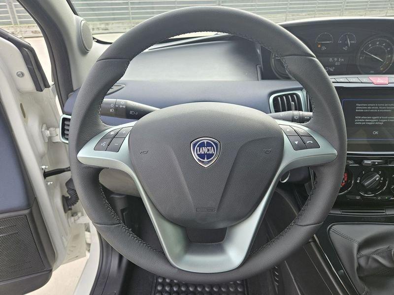 Lancia Ypsilon 1.0 FireFly 5 porte S&S Hybryd Gold con BONUS EASY GO'