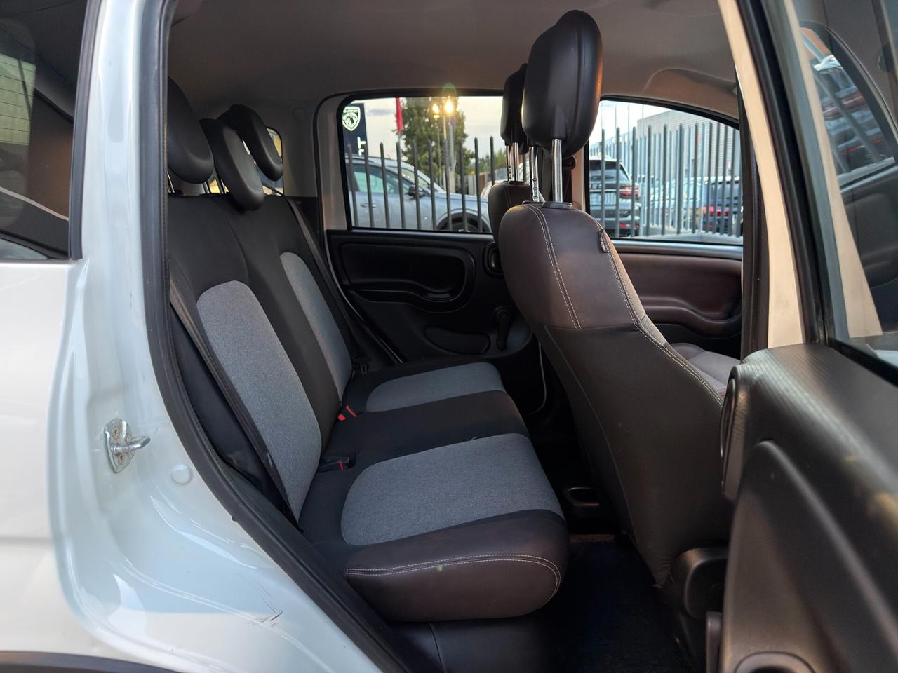 Fiat Panda Cross 1.3 MJT 95 CV S&S 4x4 GANCIO TRAINO