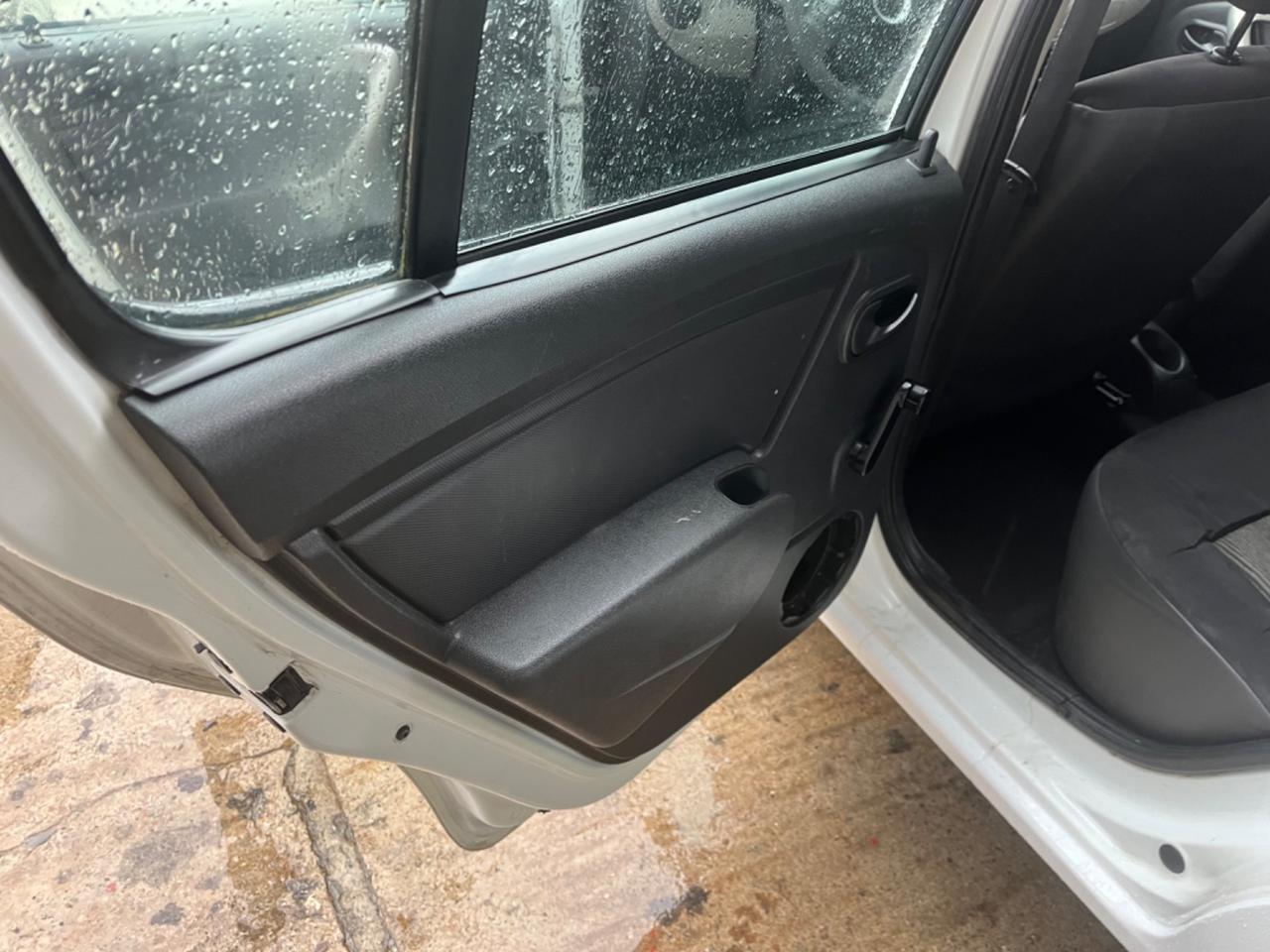 Dacia Sandero 1.4 8V GPL Ambiance