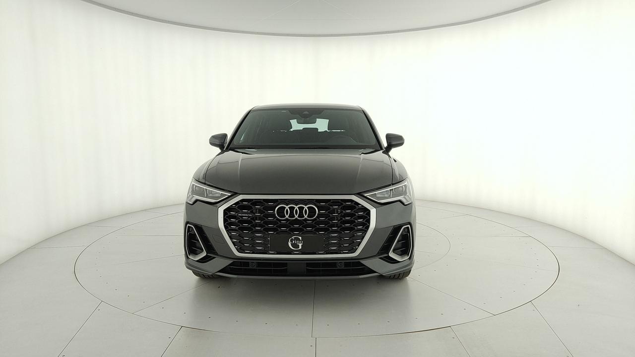 AUDI Q3 2019 Sportback - Q3 Sportback 40 2.0 tfsi S line edition