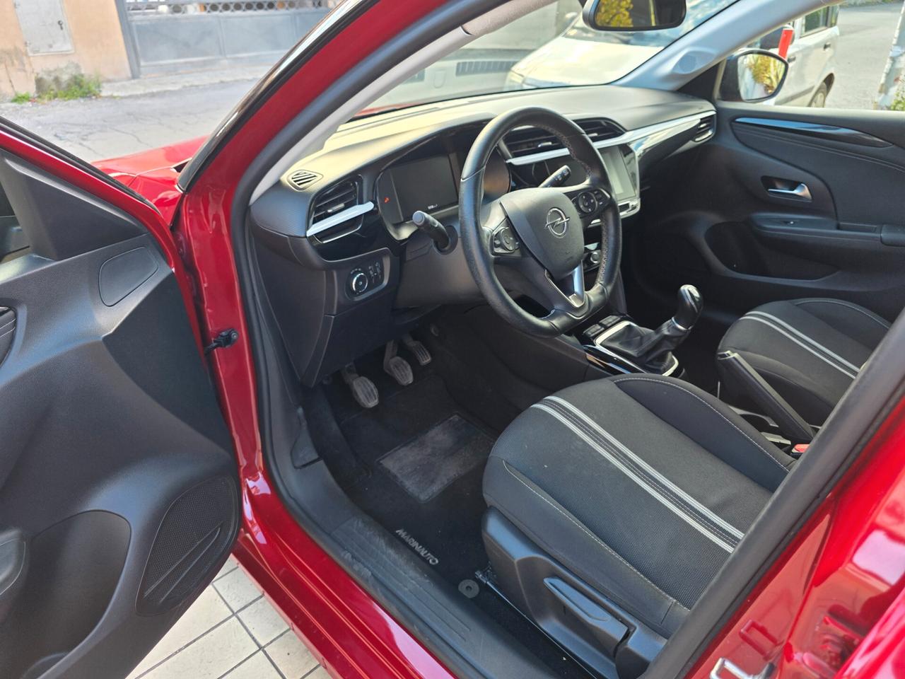 Opel Corsa 1.2 Blitz Edition