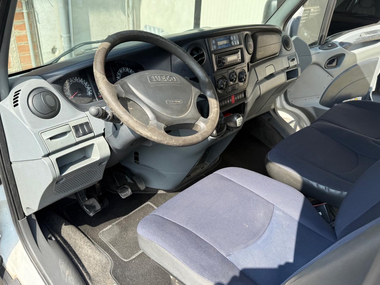 Iveco Ecodaily 35S14V 2.3 Hpt PC-TN Midivan