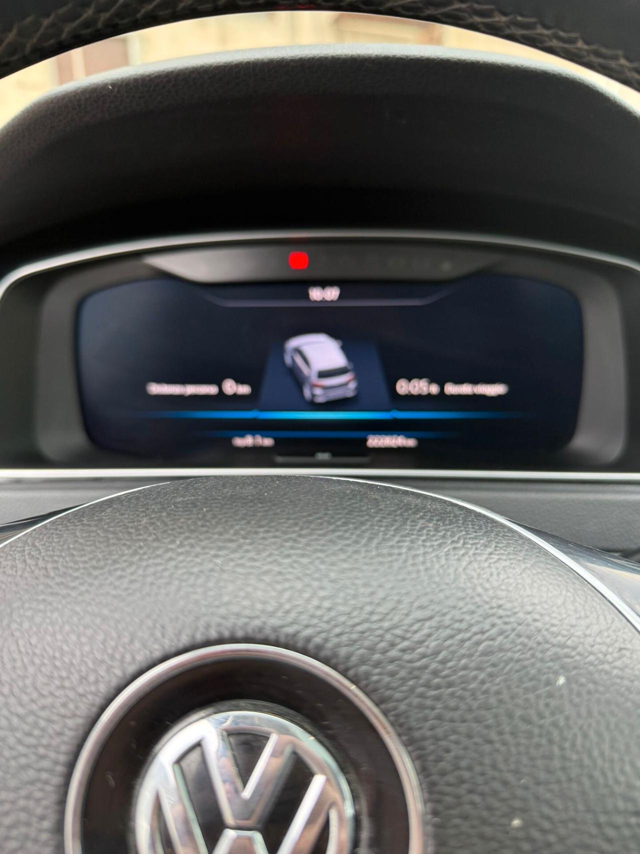 Volkswagen Golf 2.0 TDI 5p. Highline BlueMotion Technology