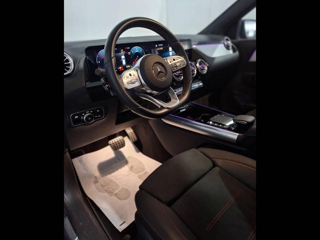 Mercedes GLA 220 220 D Premium 4Matic 8G-DCT