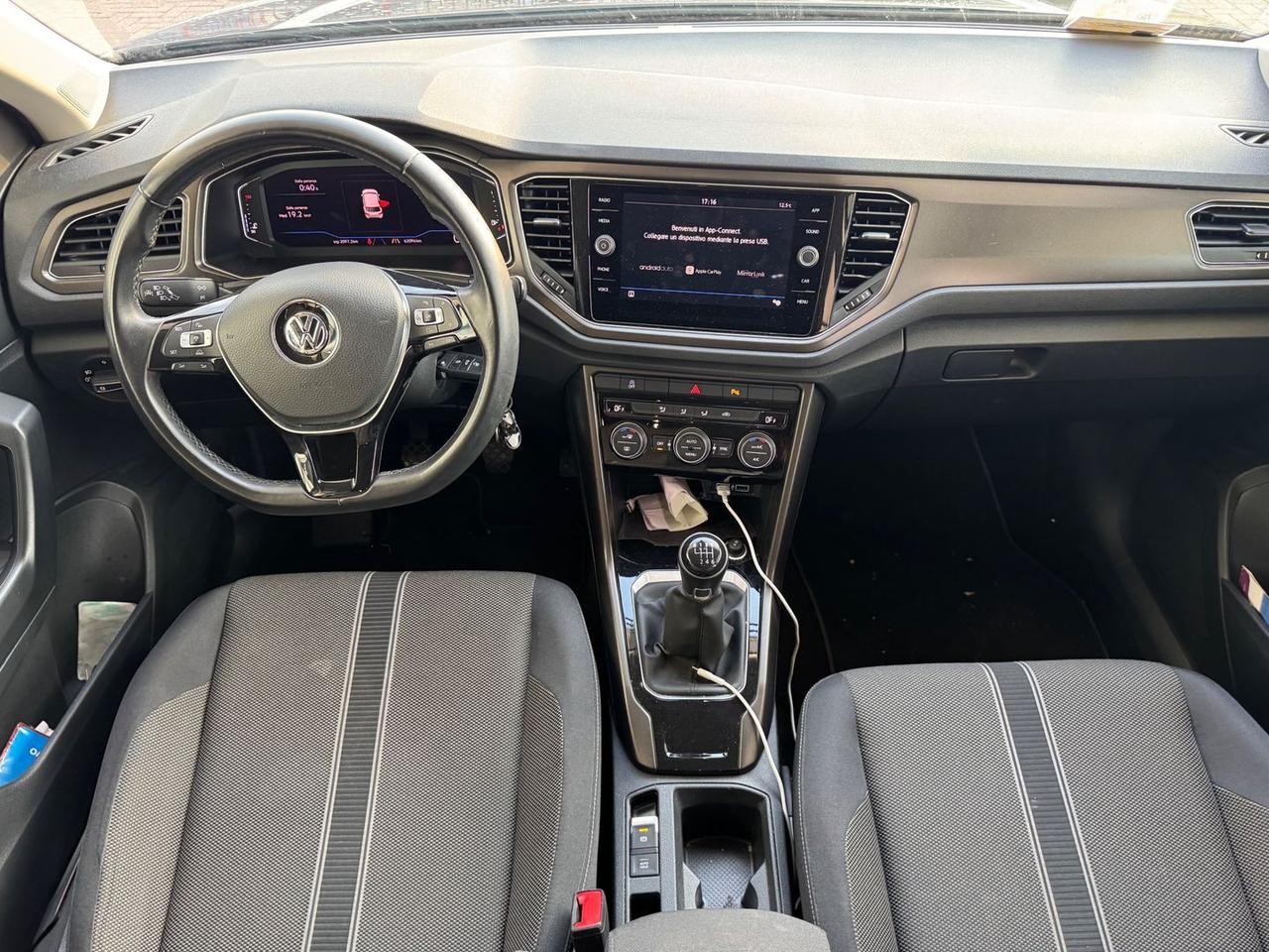 Volkswagen T-Roc Advanced 1.6 TDI #9828