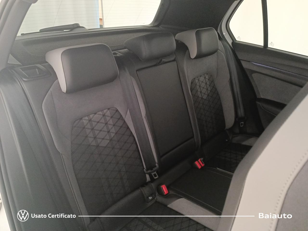 Volkswagen Golf 2.0 tdi scr 150cv r-line 4motion dsg