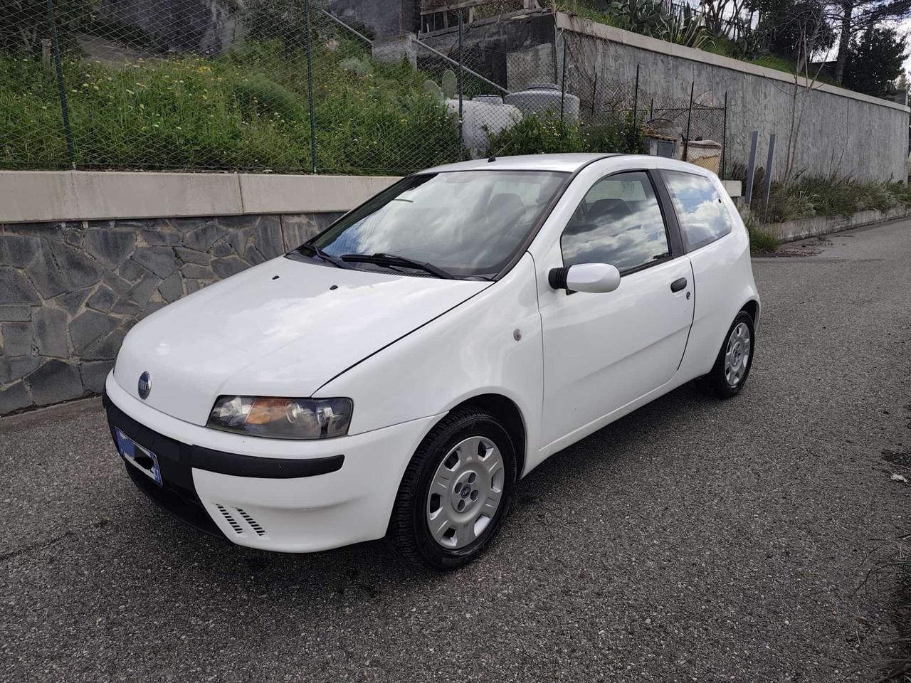 Fiat Punto 1.2i Fire 8 valvole