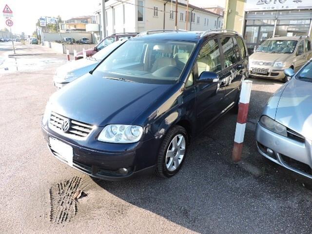 Volkswagen Touran 2.0 16V TDI Highline