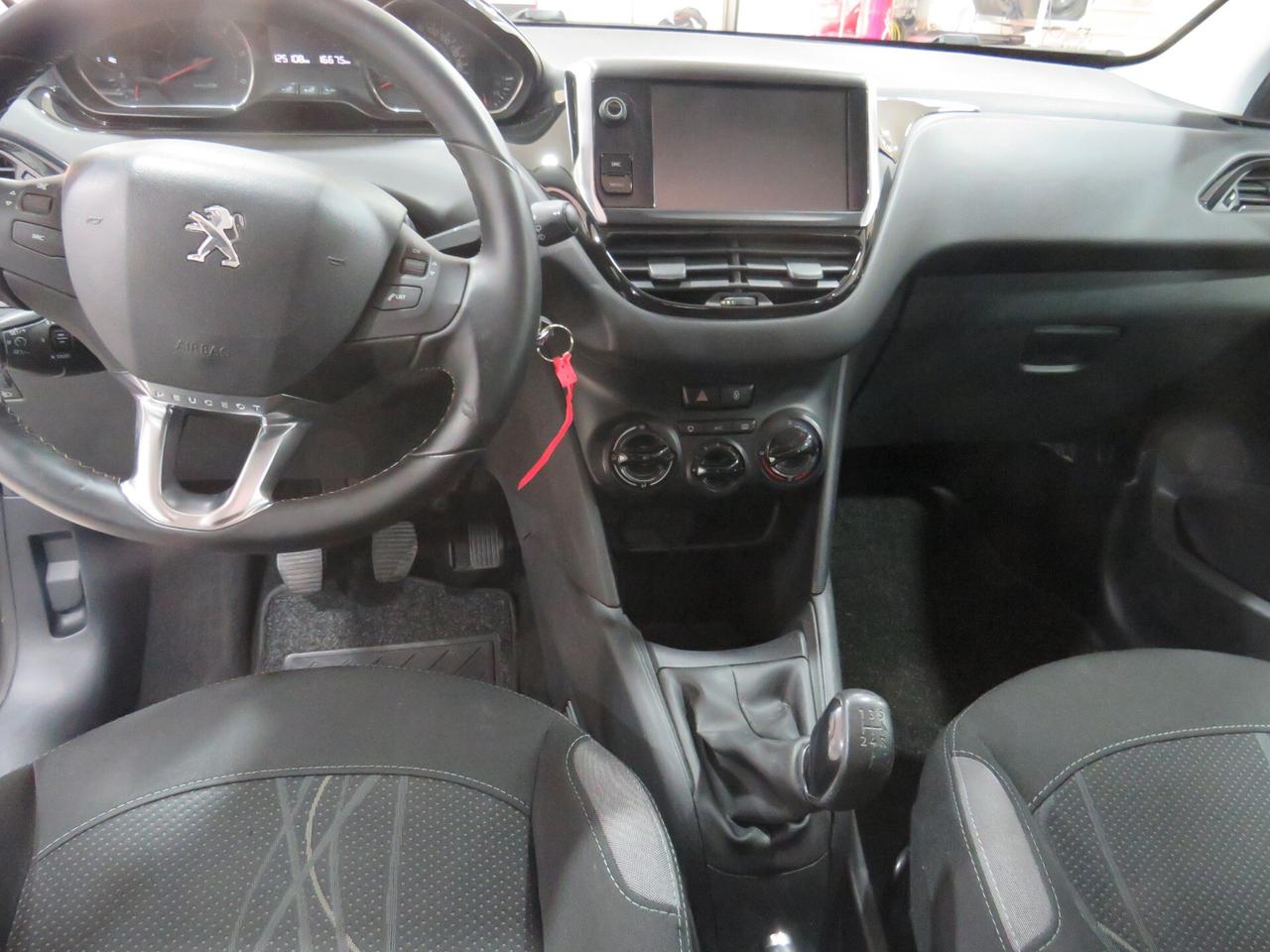 Peugeot 208 1.4 HDi 68 CV 5 porte Active