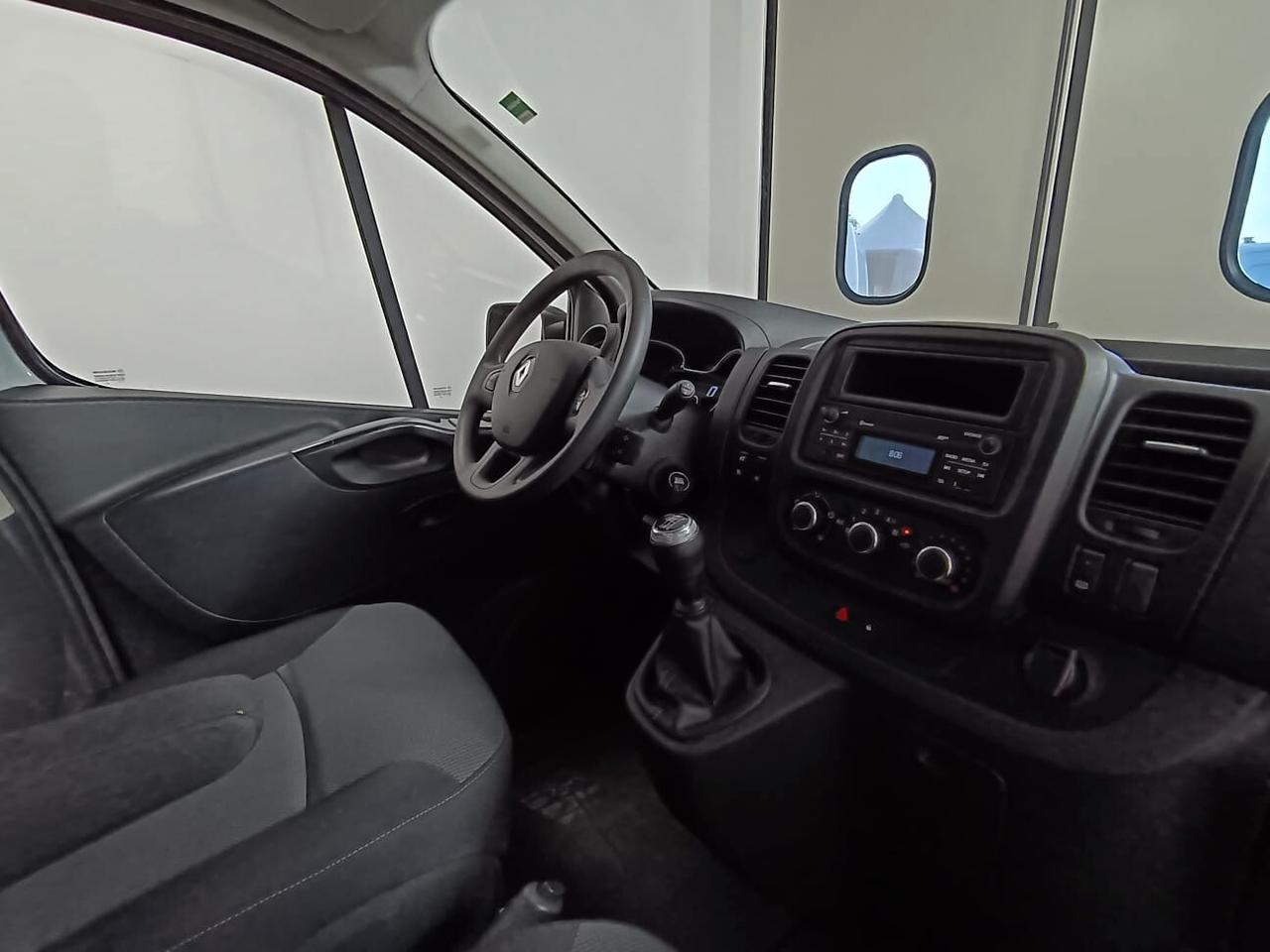 RENAULT TRAFIC 2.0 Tdci