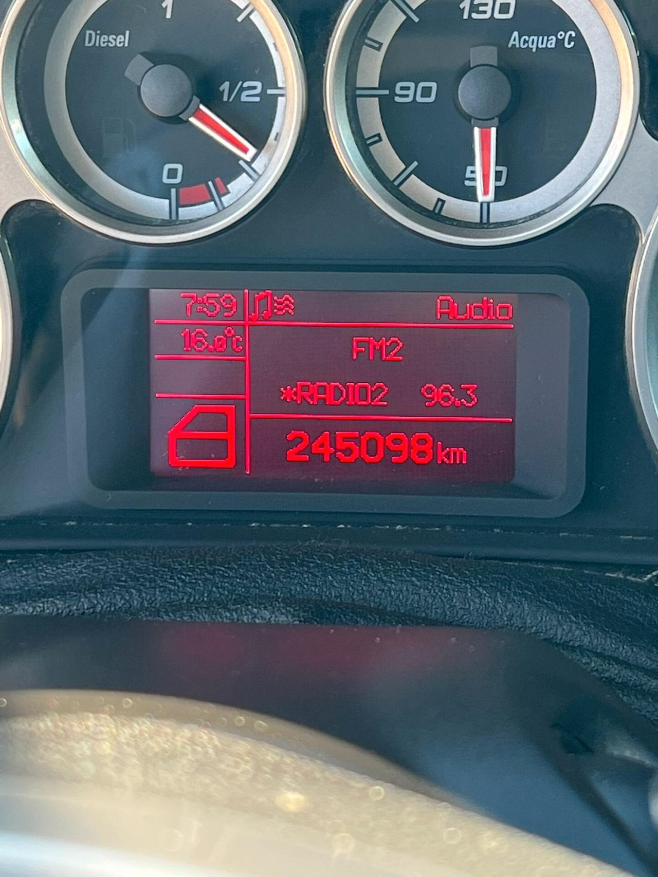 Alfa Romeo MiTo 1.6 JTDm 16V Distinctive Premium Pack