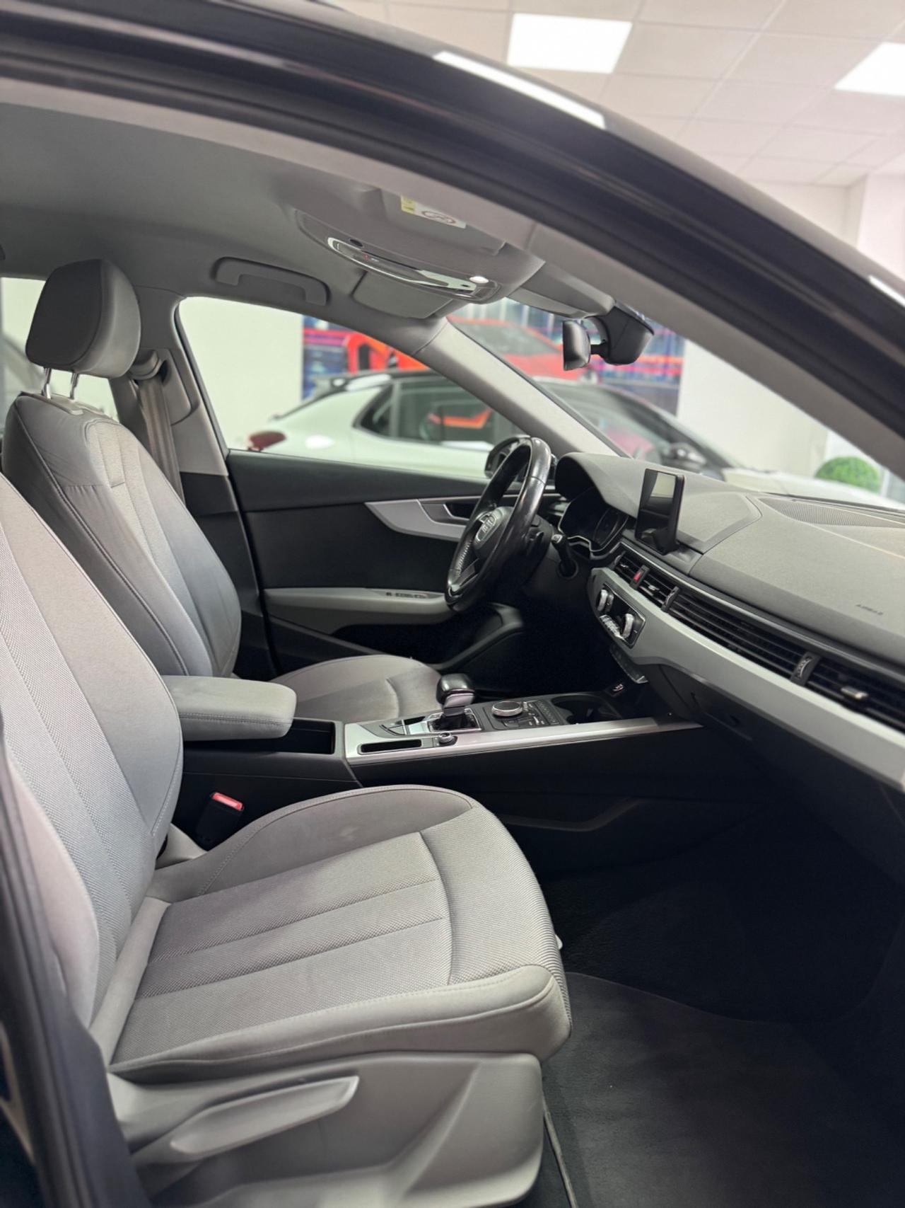 Audi A4 Avant 2.0 TDI 150 CV ultra S tronic