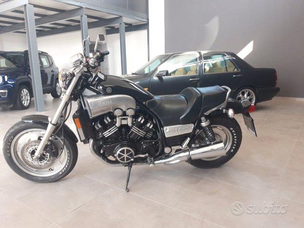 Yamaha V Max 1200