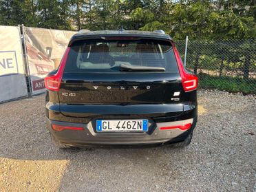 Volvo XC40 T4 Recharge Plug-in Hybrid automatico Essential