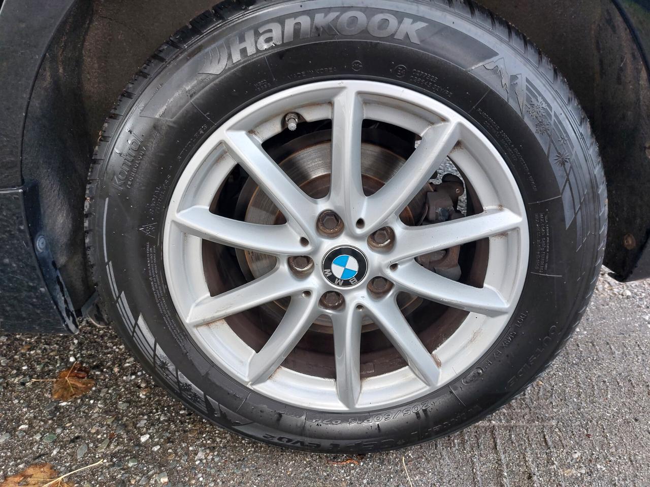 BMW Serie 2 Act. Tourer 216d Advant. Automat.-2015