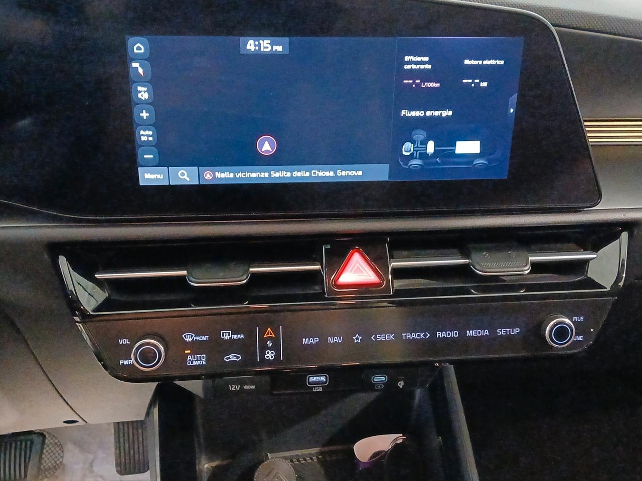 Kia Niro 1.6 GDi DCT HEV Evolution 141CV