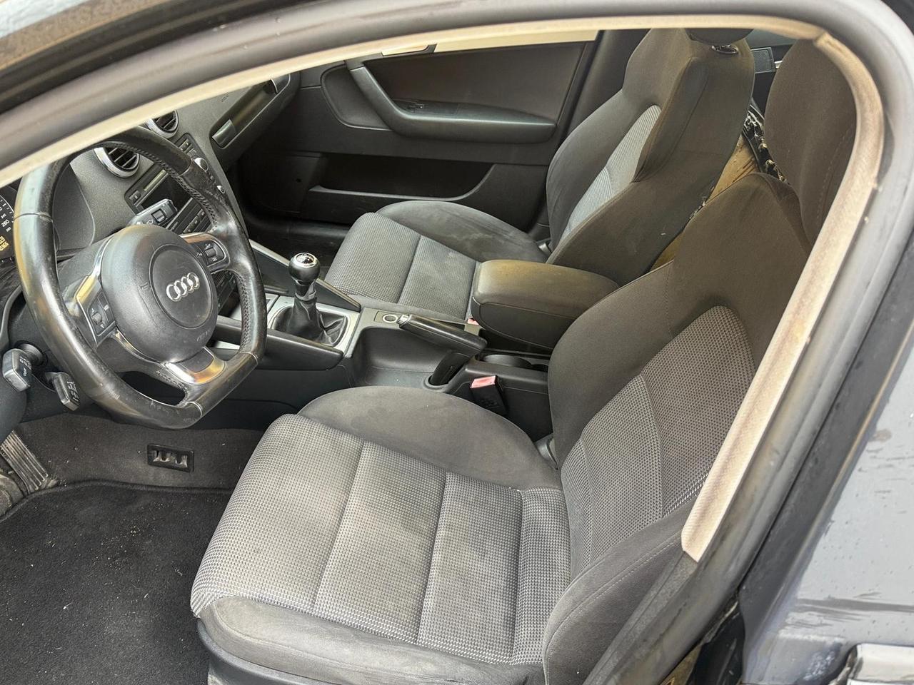 Audi A3 SPB 1.6 TDI 105 CV CR Ambition