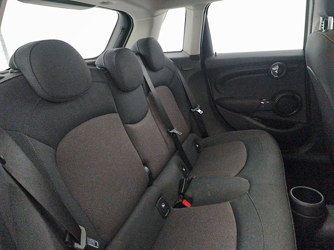 MINI Mini Cooper Business 5 Porte