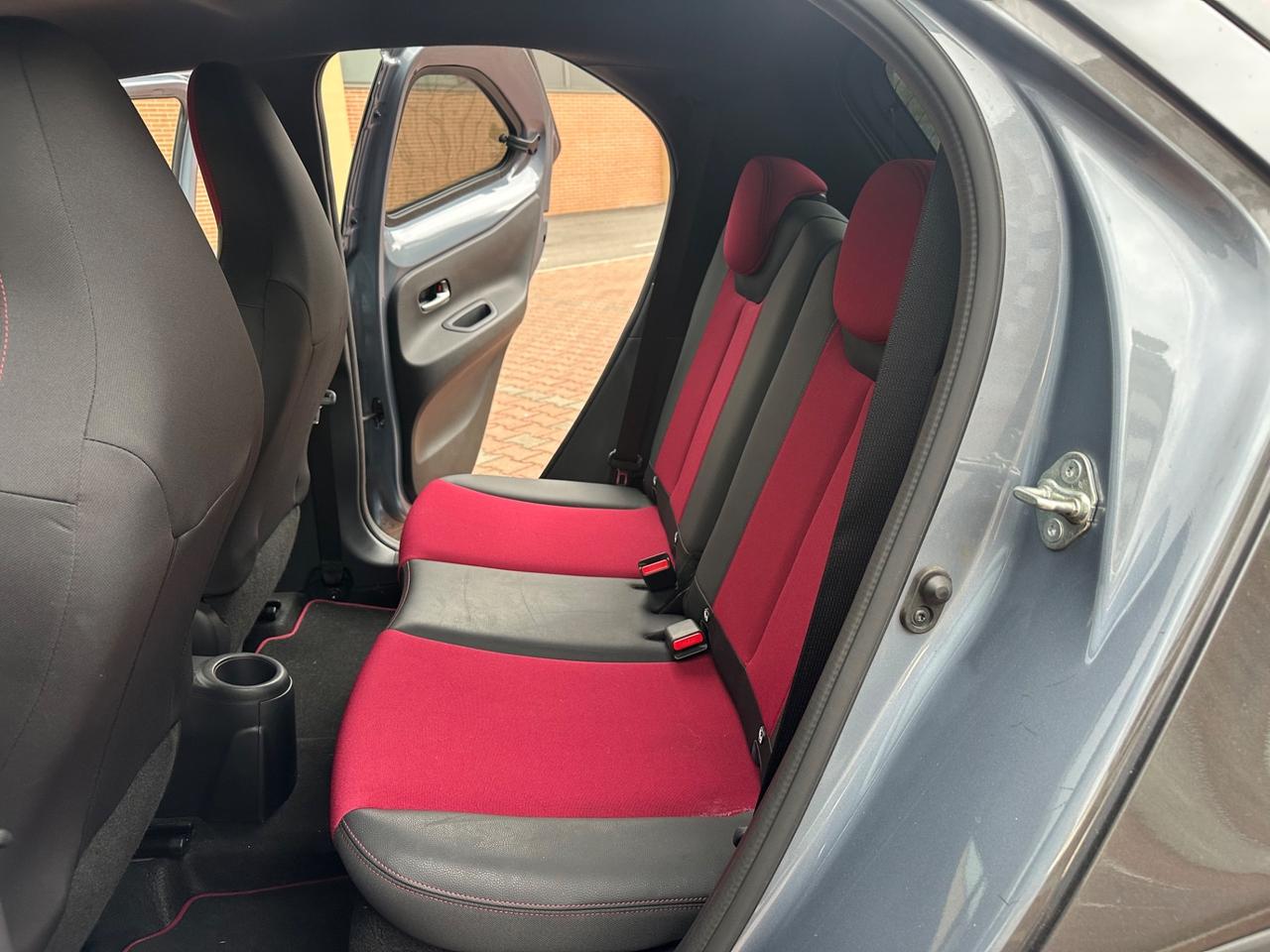 Toyota Aygo X Undercover Jun Takahashi *5.000 Esemplari