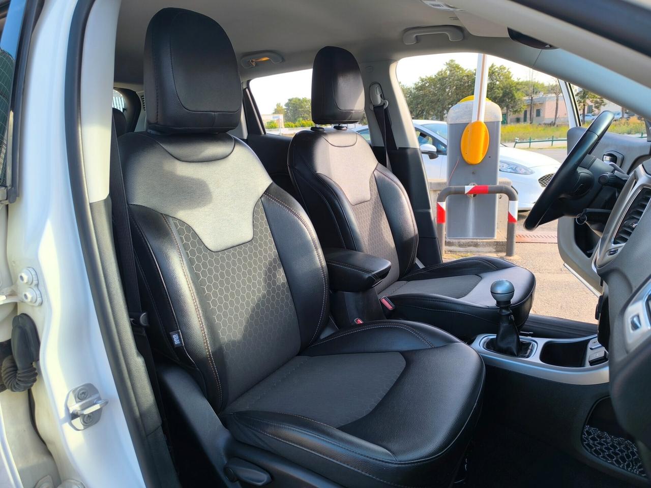JEEP COMPASS BUSINESS 1.6 DIESEL 120cv LED/NAVI/SENS.POST