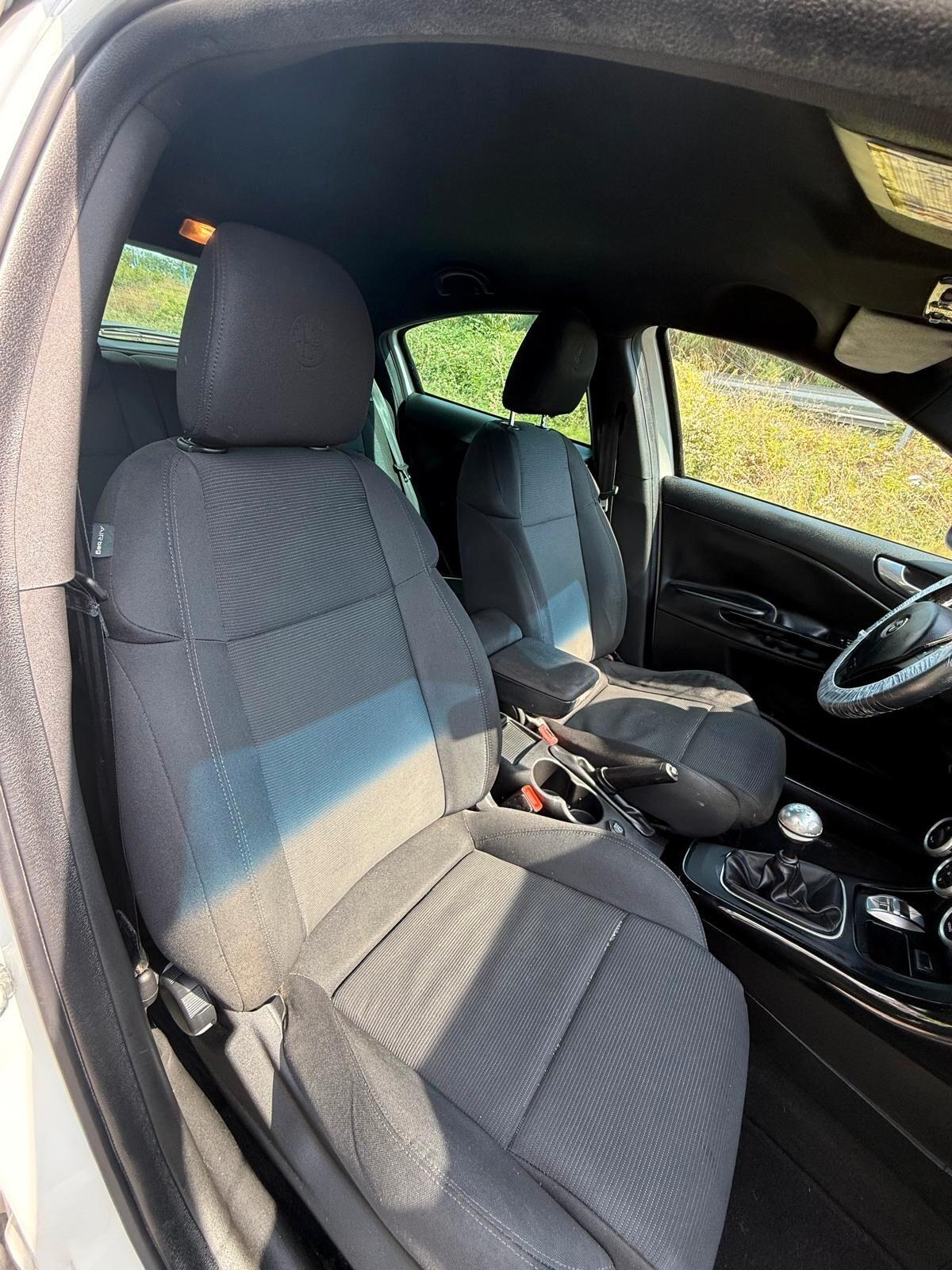 Alfa Romeo Giulietta 1.4 Turbo 120 CV GPL Distinctive