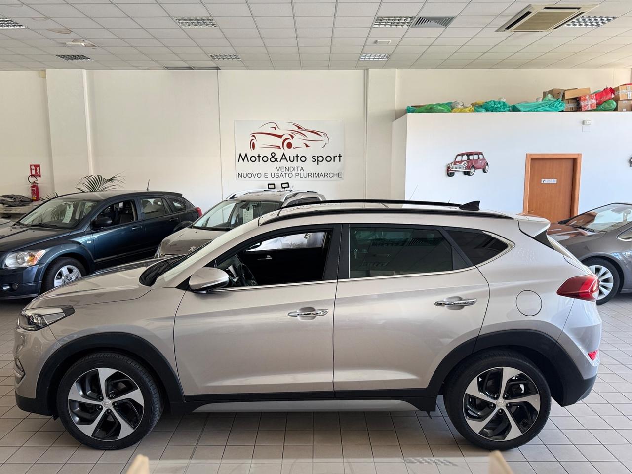 Hyundai Tucson 1.7 CRDi XPossible-FULL OPTIONAL