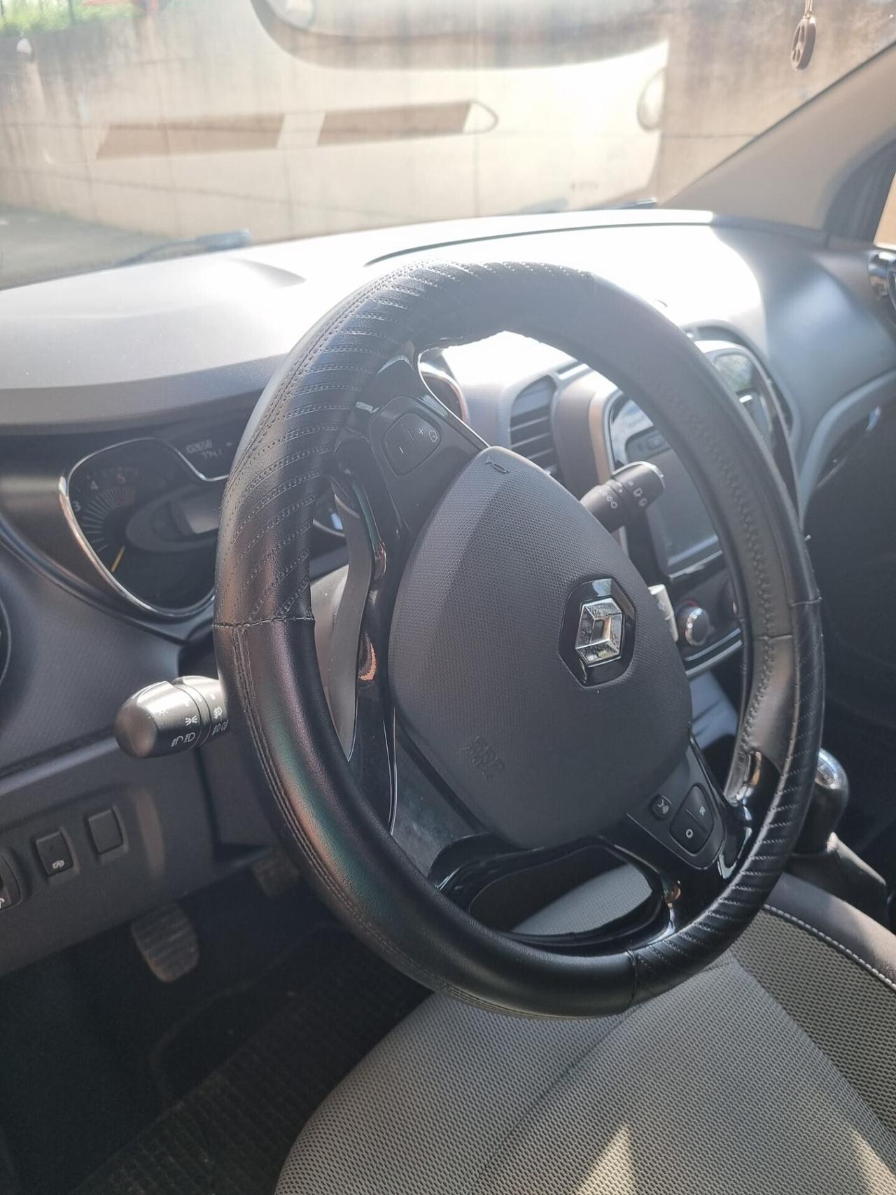 RENAULT CAPTUR 1,5 dCi-UNICO PROP-EURO 6B-3 REVISI